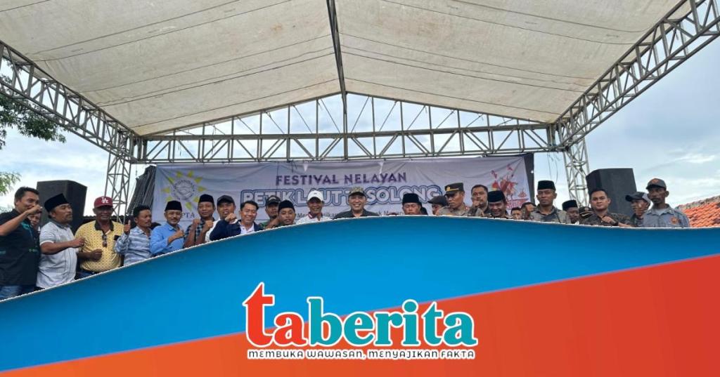 Hadiri Petik Laut di Kecamatan Sreseh, Aba Idi Perjuangkan Realisasi Pembangunan&nbsp;JLSM