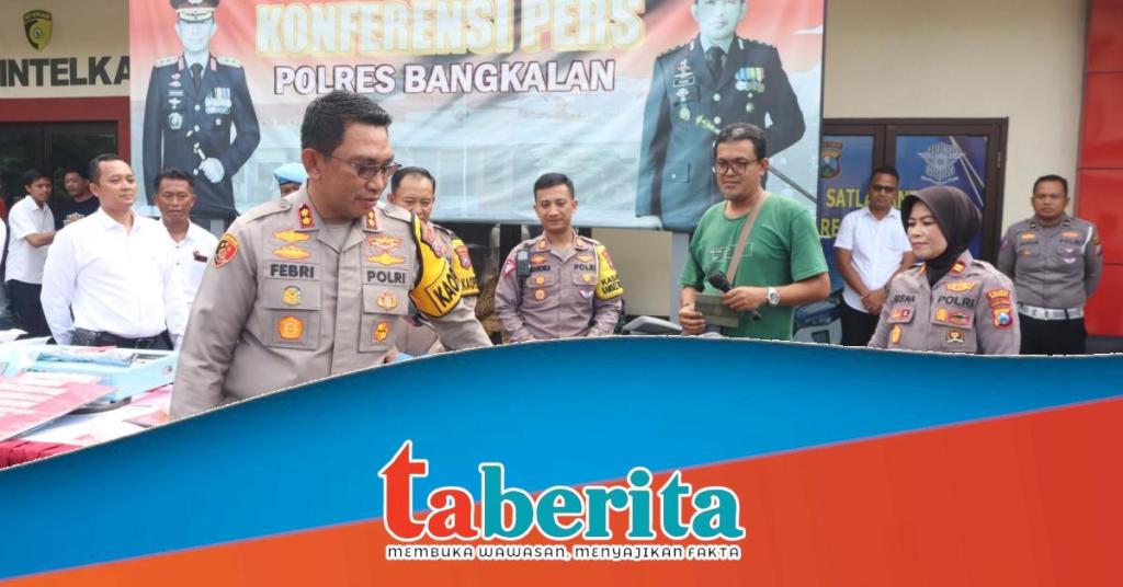 Kapolres Bangkalan Serahkan Motor Warga Tulungagung yang Dicuri 6 Tahun&nbsp;Silam